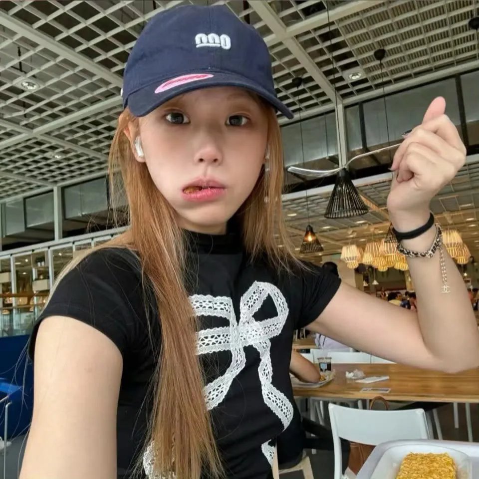 暗街花 封面